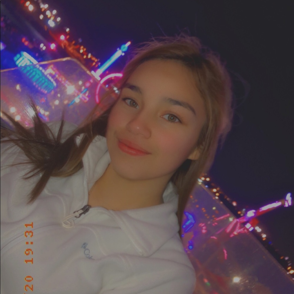 Meet your Posher, Ayelet